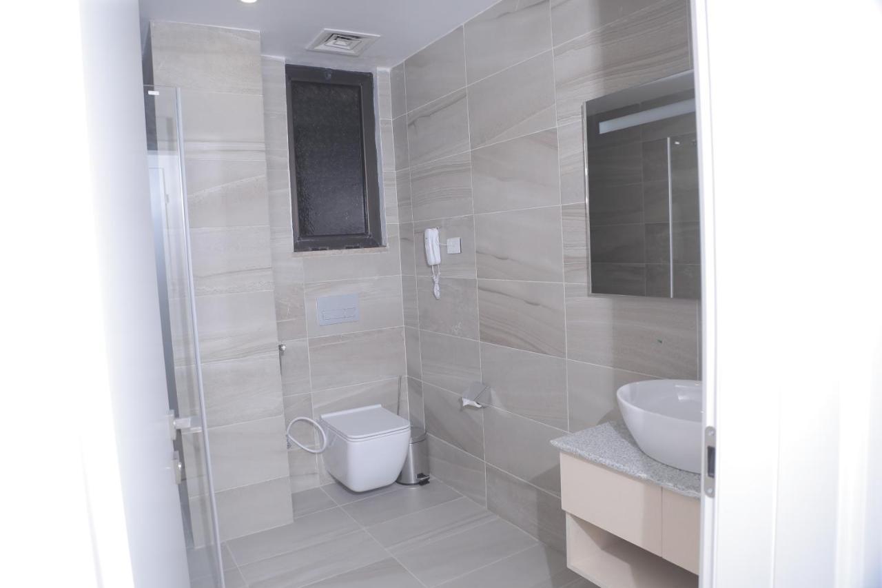 Elmos Hotel Адис Абеба Екстериор снимка
