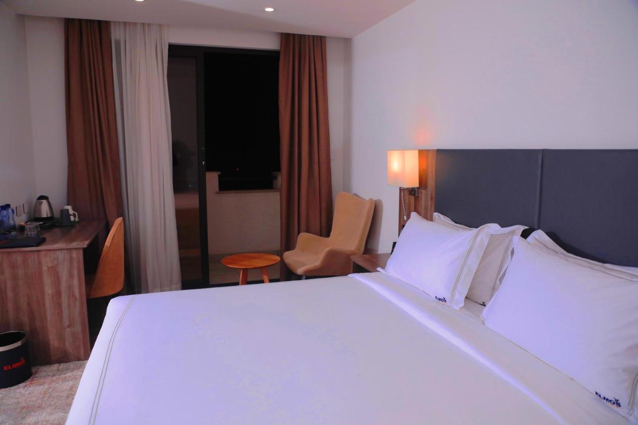 Elmos Hotel Адис Абеба Екстериор снимка
