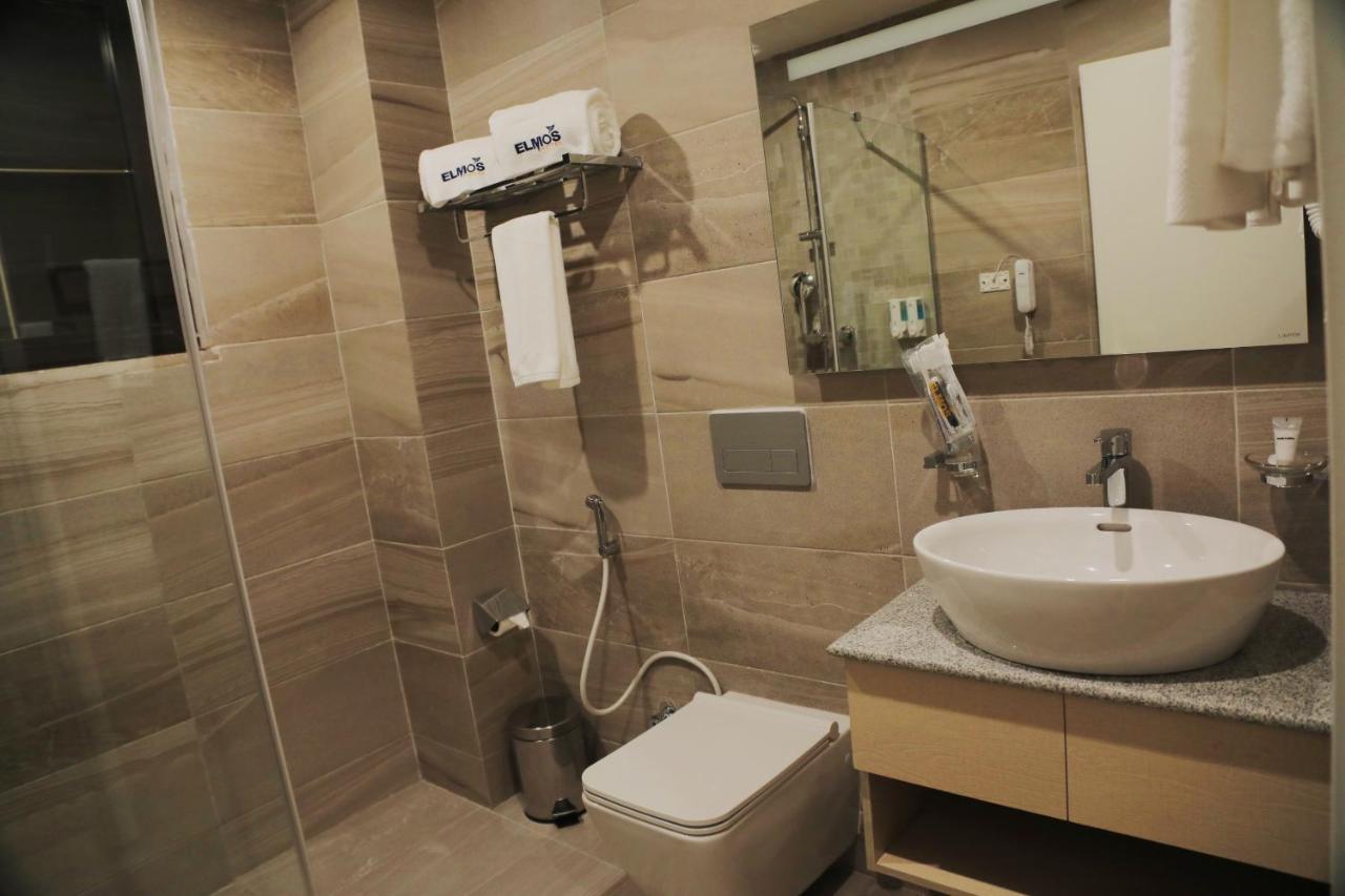 Elmos Hotel Адис Абеба Екстериор снимка